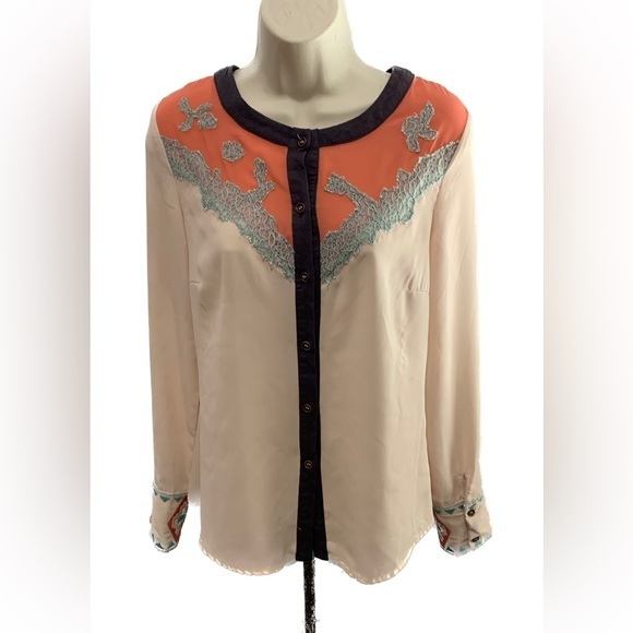 BKE BOUTIQUE Chiffon Blouse Women’s Button Down Size Small Aztec Boho - Picture 2 of 11